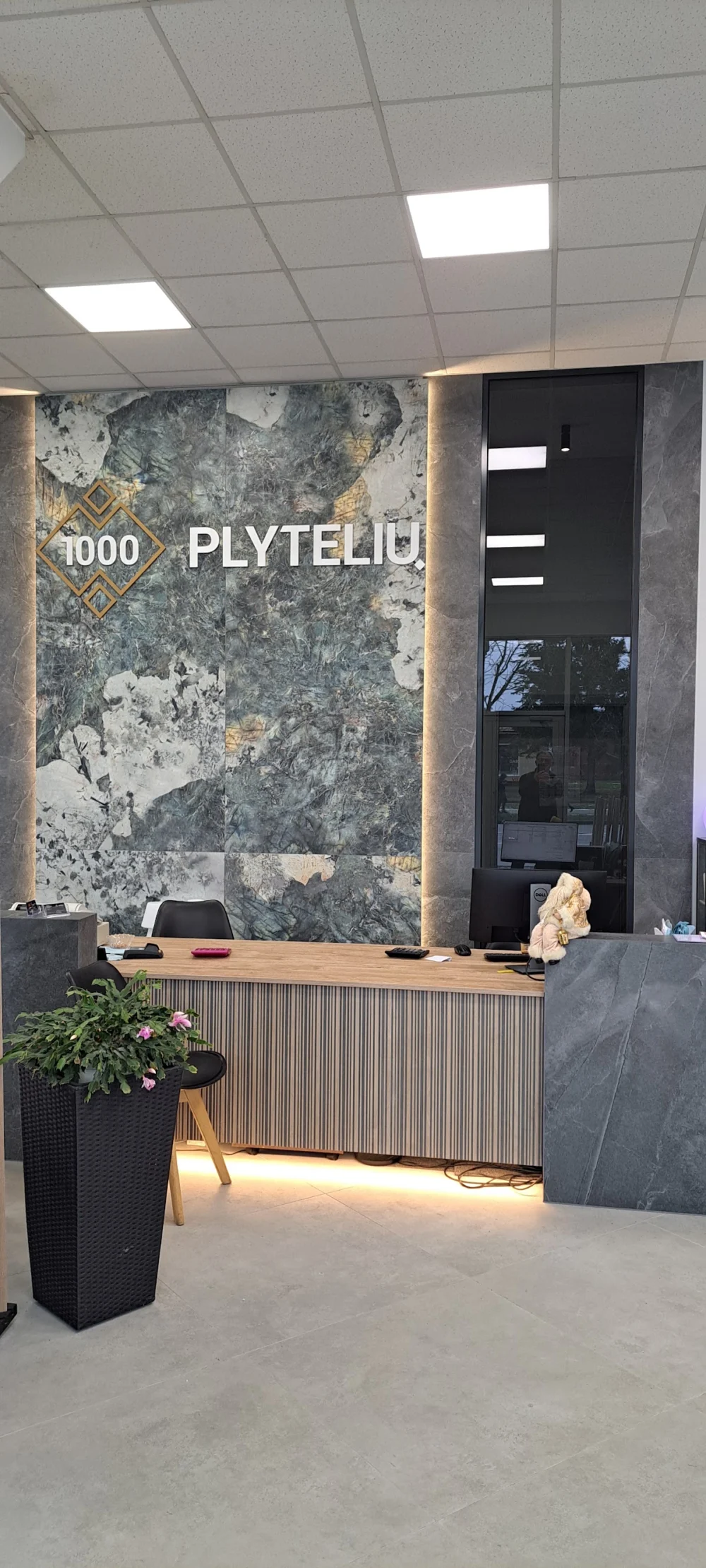 1000 Plytelių