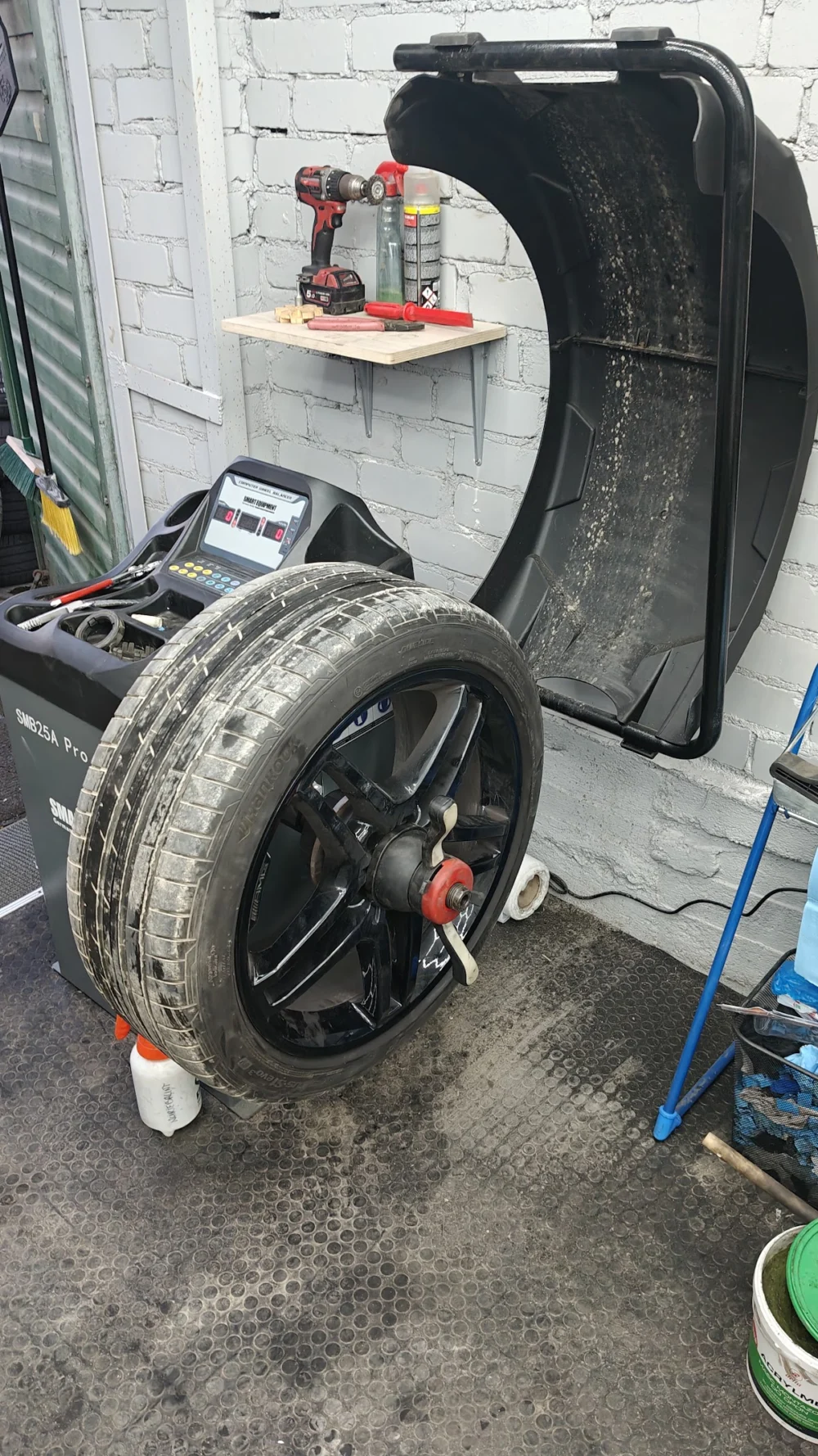 AUTOREVIVE